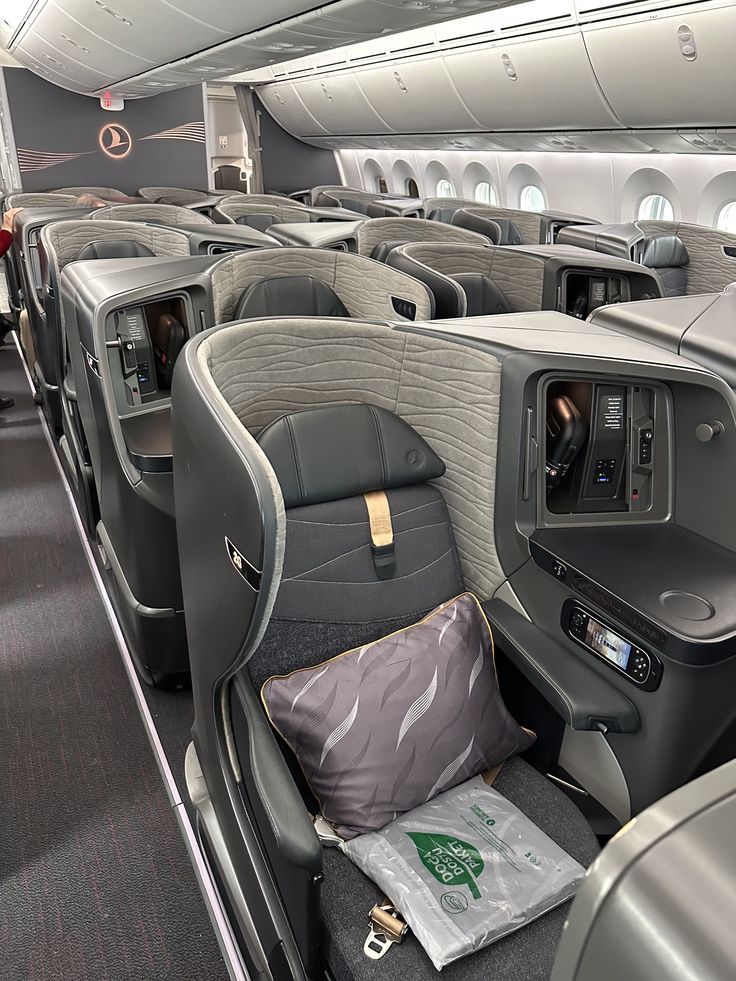 Cabin Turkish Airlines Business Class