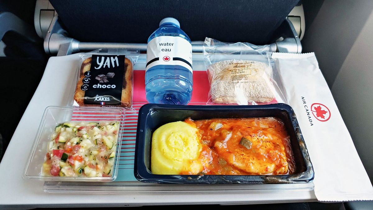Suất ăn Air Canada
