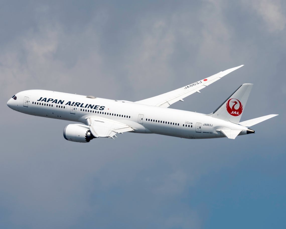 Máy bay Japan Airlines